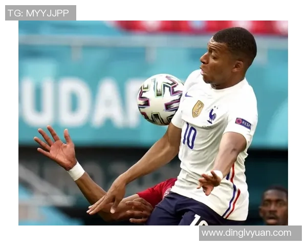 曼联与柏迪逊激战正酣谁将赢得这场精彩对决的胜利