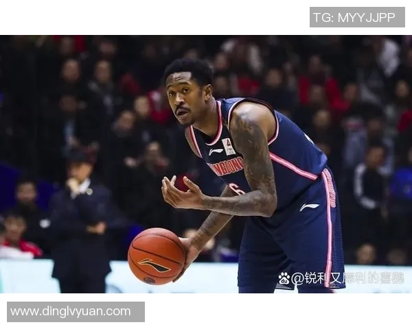 马尚布鲁克斯的篮球之路与传奇人生探秘